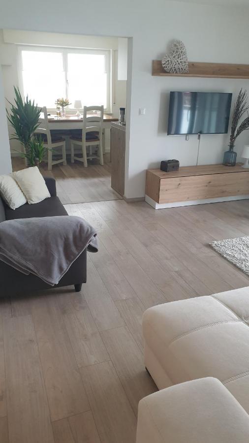 Boardingappartement Windeckblick, Ruhige, Zentrale Lage Mit Grossem Suedbalkon Бюхль Экстерьер фото